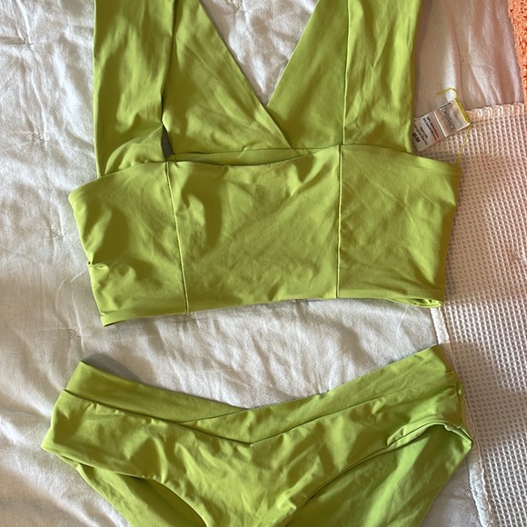 LSpace bikini set - Picture 4 of 4